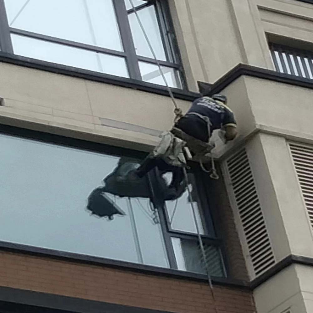 窗口渗水漏水维修